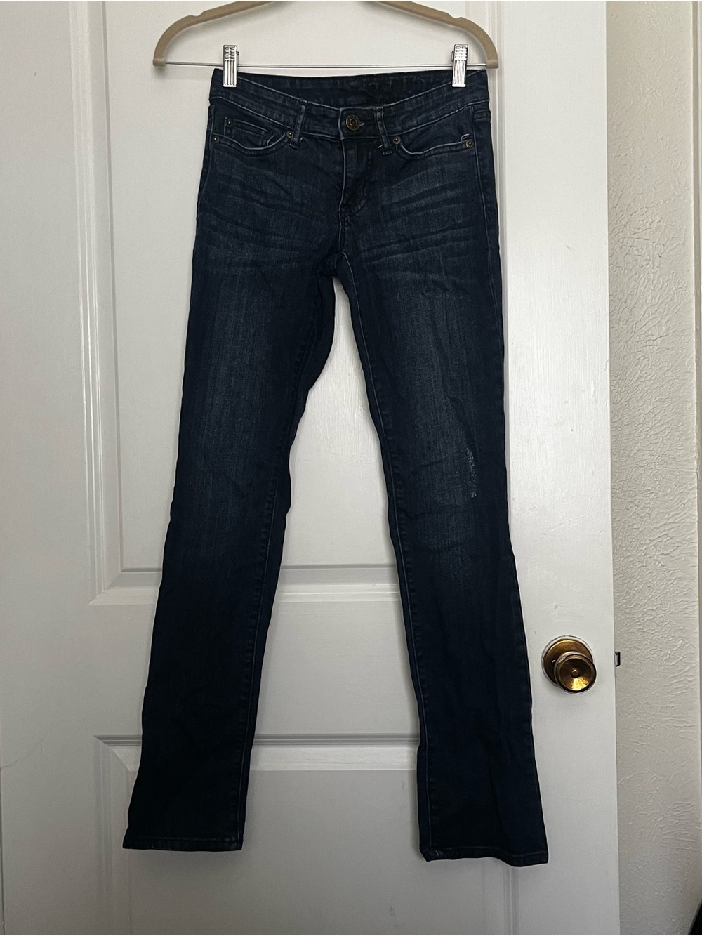 GAP Straight Leg Jeans in Dark Blue Denim